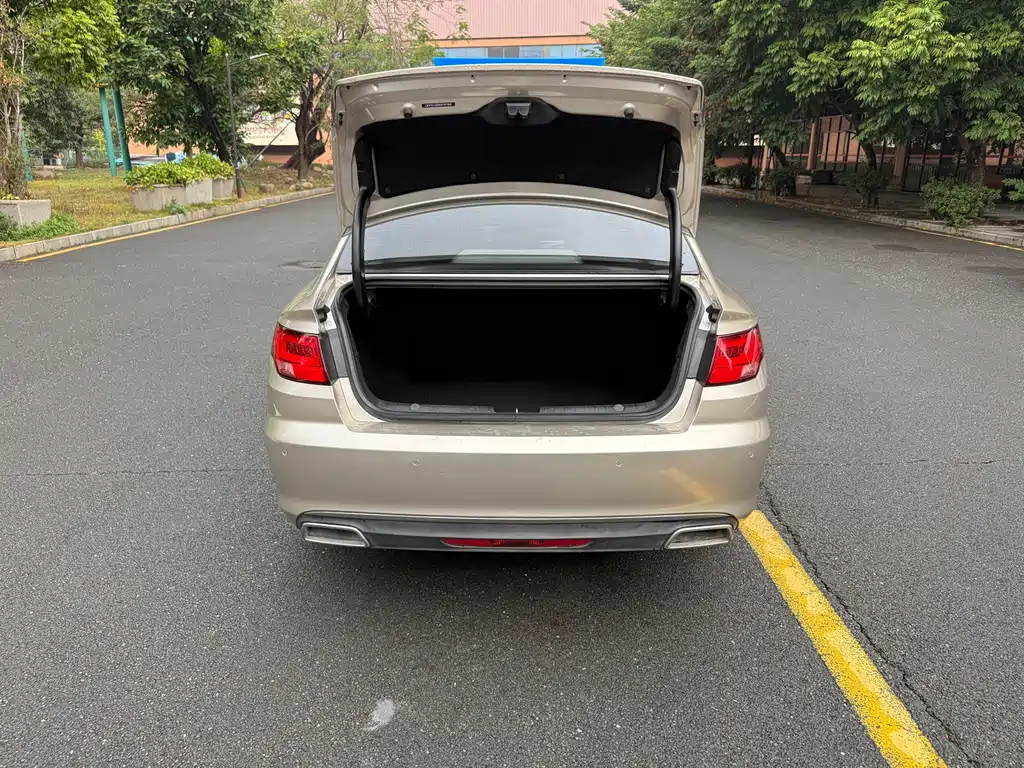 GEELY AUTOMOBILE EMGRAND GL