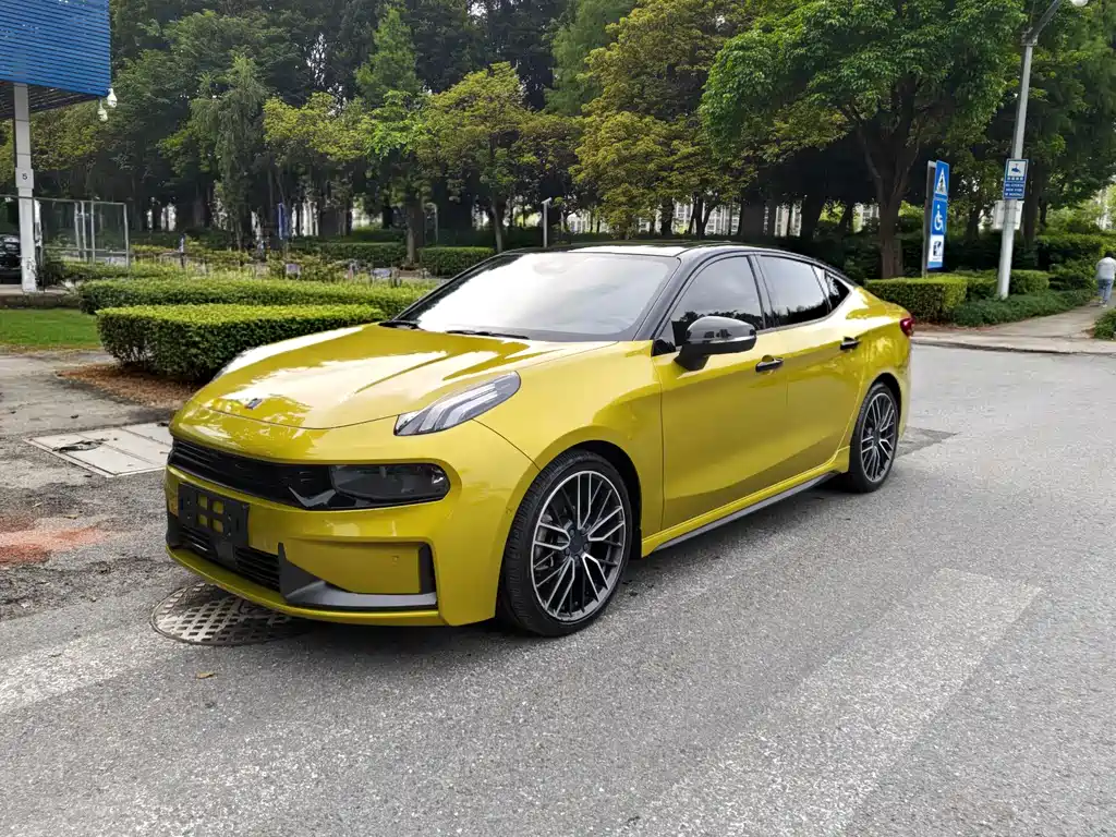 2019 Lynk & Co 03 - zdjęcie 1 z 15