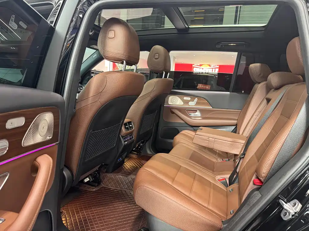 Mercedes-Benz GLS — миниатюра 20
