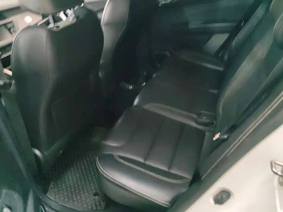 Geely Vision X3 — миниатюра 11