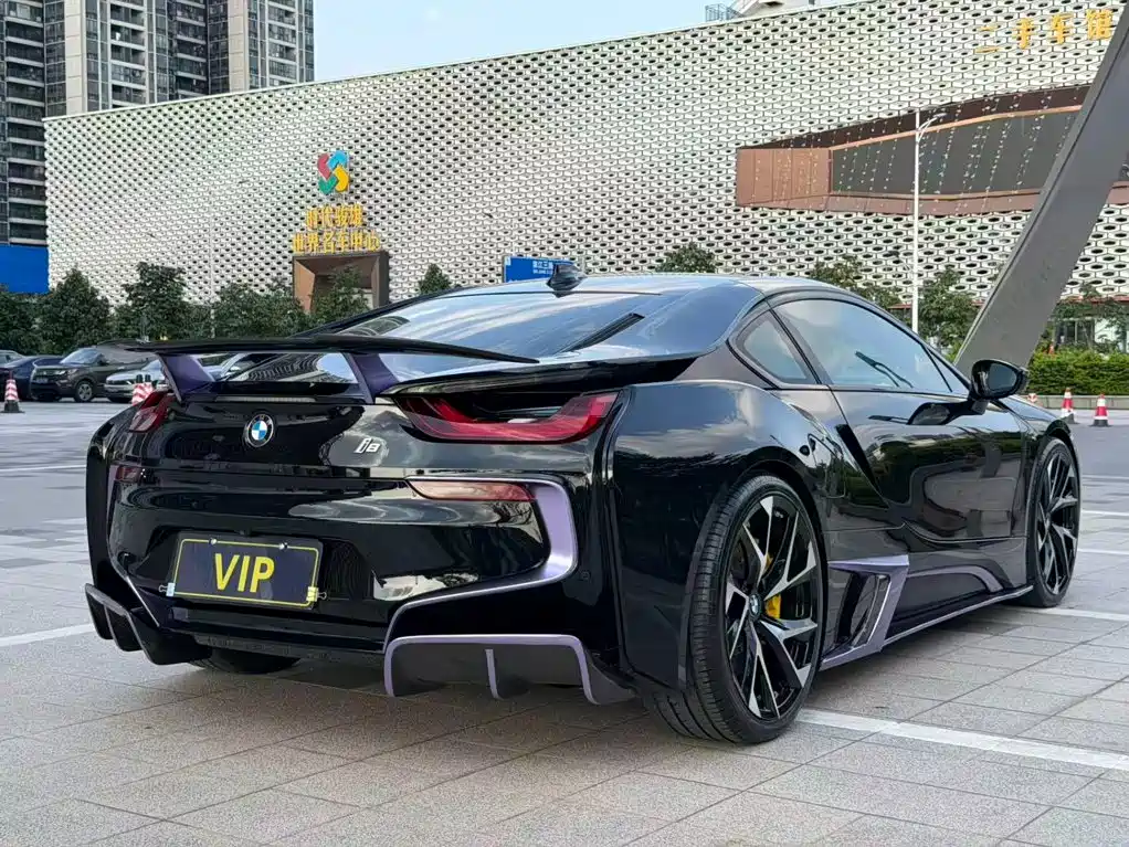 BMW i8 — миниатюра 15