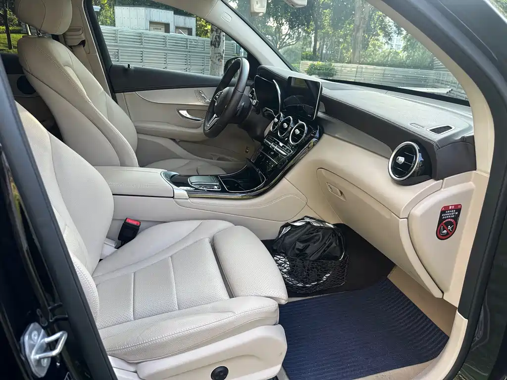 Mercedes-Benz GLC Coupe — миниатюра 9