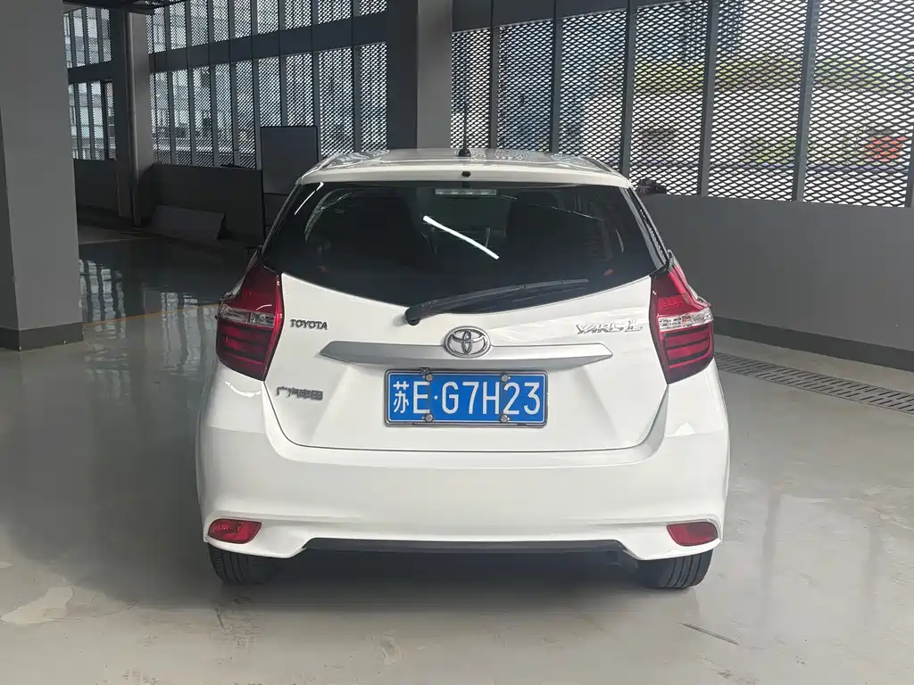 Toyota Yaris L — миниатюра 14