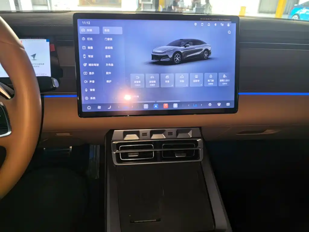 BYD Han L — миниатюра 13