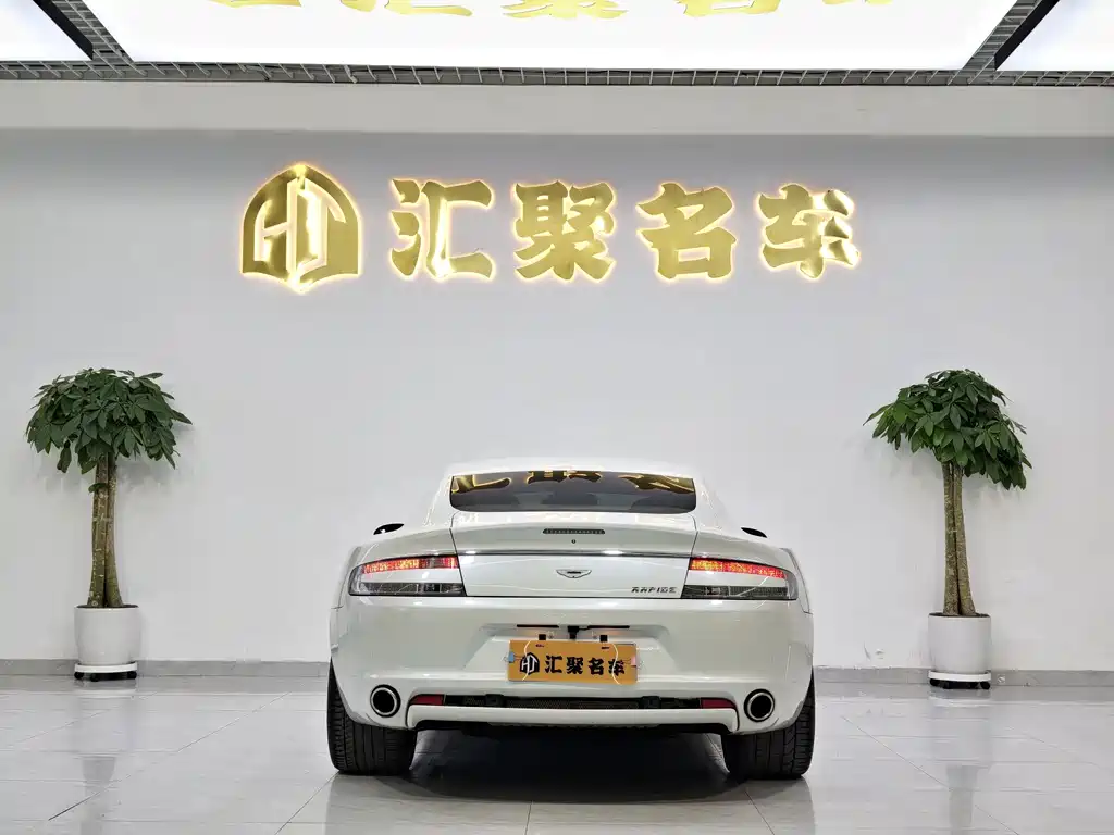 Aston Martin Rapide — миниатюра 6