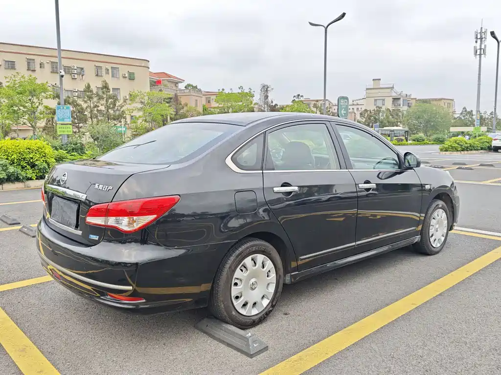 Nissan Sylphy 2018 1.6XE MT Comfort