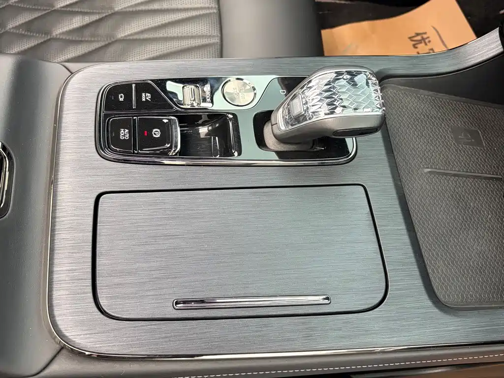 GAC Motor Trumpchi GS8 — миниатюра 12