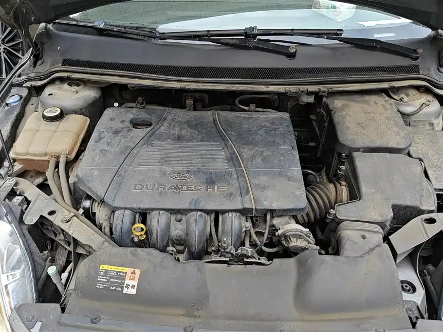 Ford Focus 2012 1.8L MT Fashion