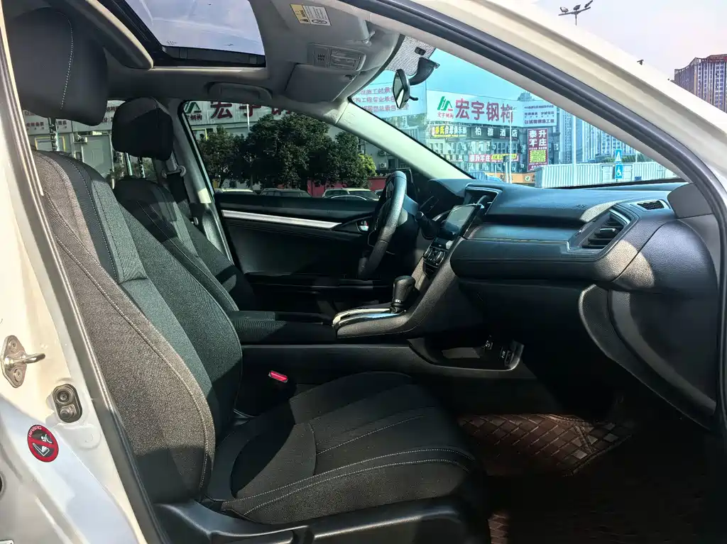 Honda Civic — миниатюра 13
