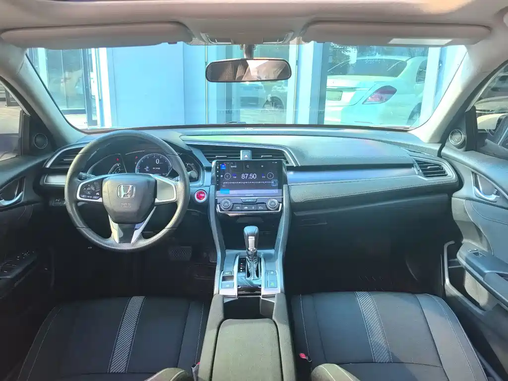 Honda Civic — миниатюра 17