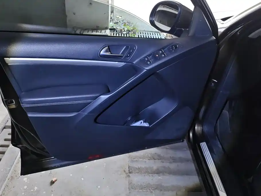Volkswagen Tiguan — миниатюра 7