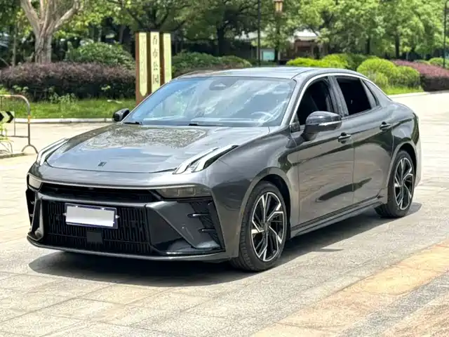 2023 Lynk & Co 03