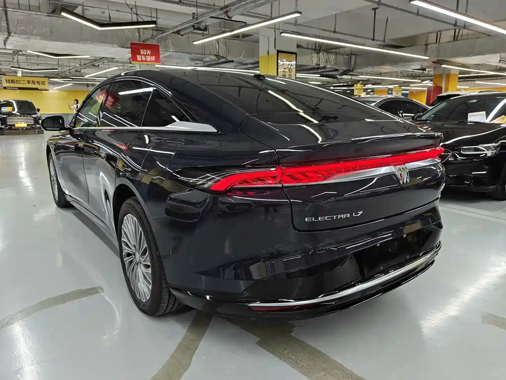 Buick L7