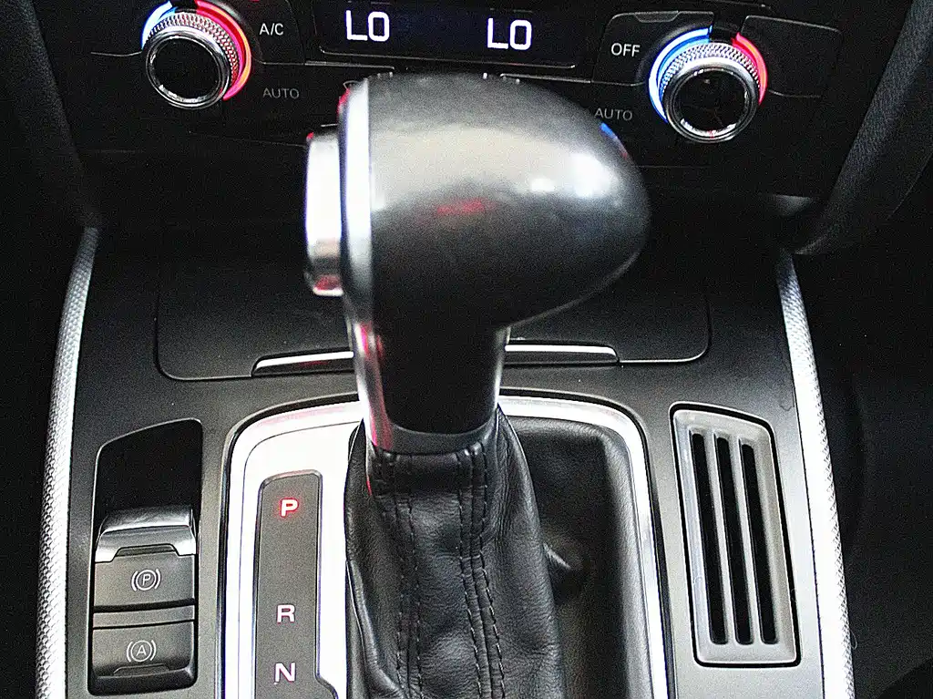 Audi A4L 2015 45 TFSI quattro Sport