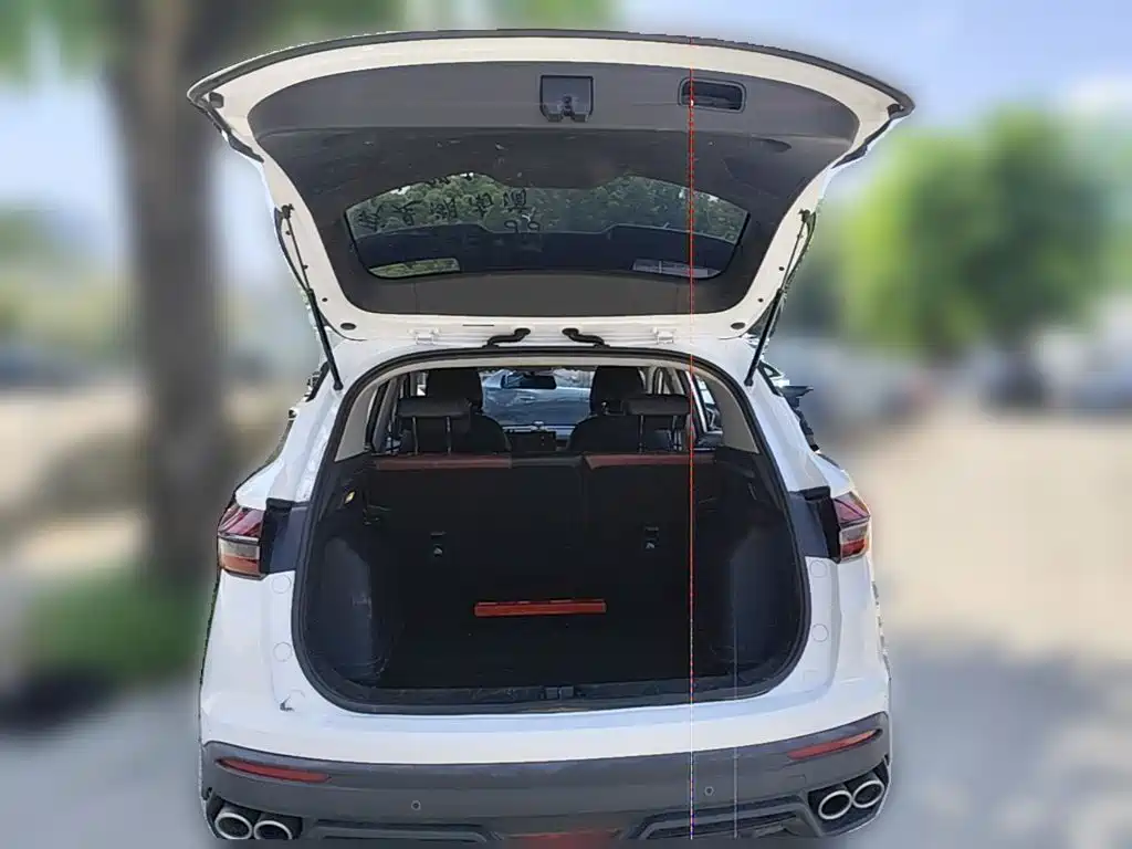 Geely Binyue — миниатюра 24