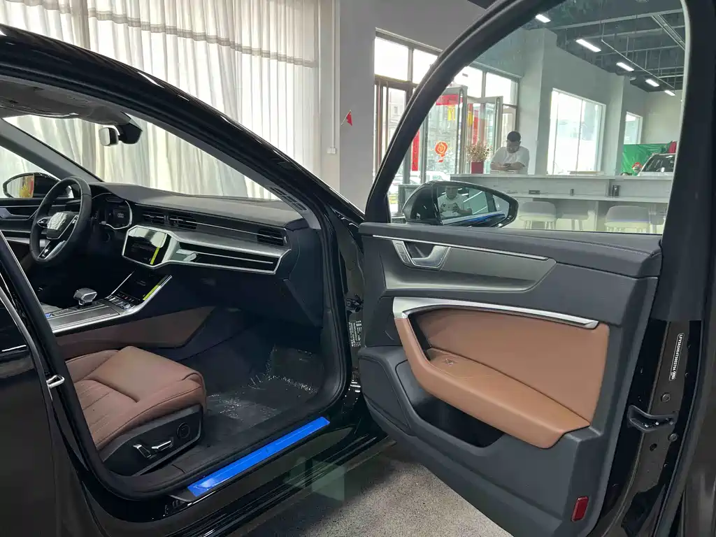 Audi A6L 2026 45 TFSI