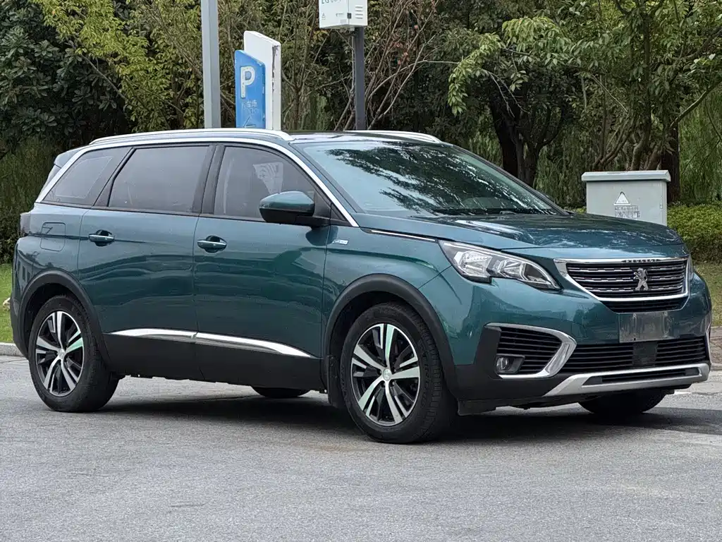 Peugeot 5008 — миниатюра 3