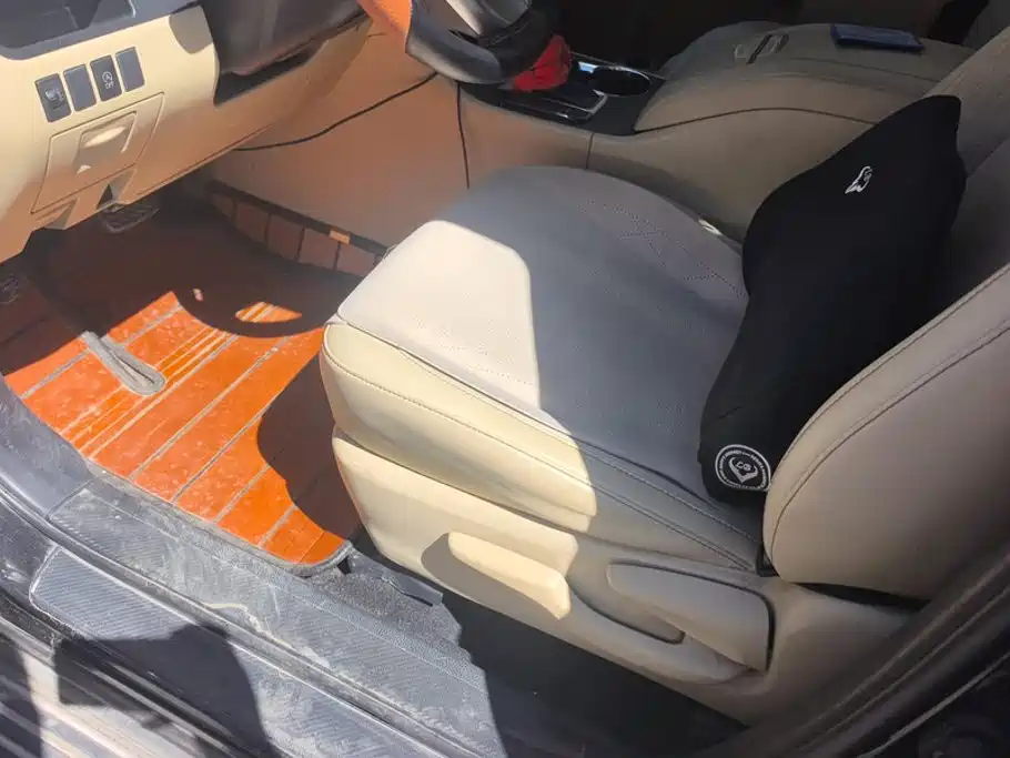 Toyota Highlander — миниатюра 9