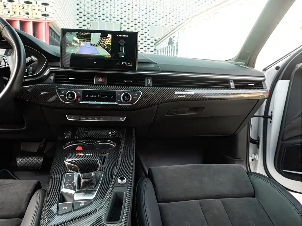 Audi A4L — миниатюра 24