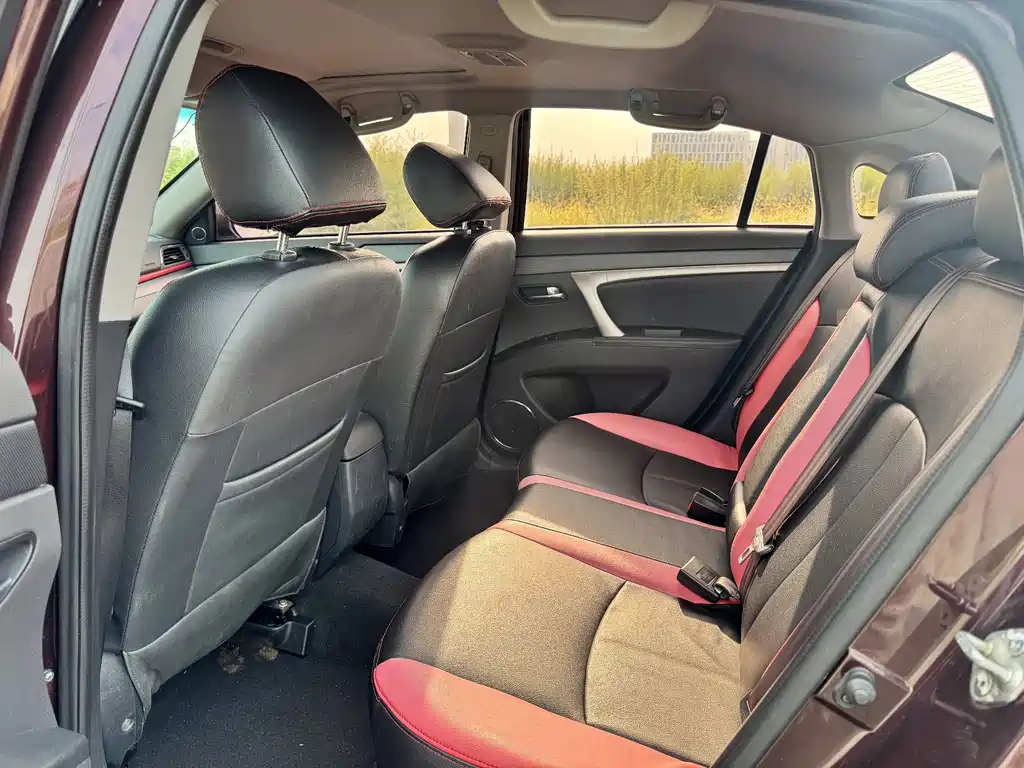 Haima Haima M6 — миниатюра 4