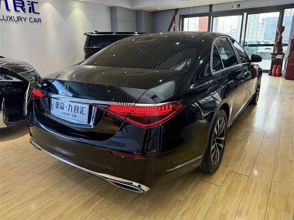 MERCEDES-BENZ S CLASS