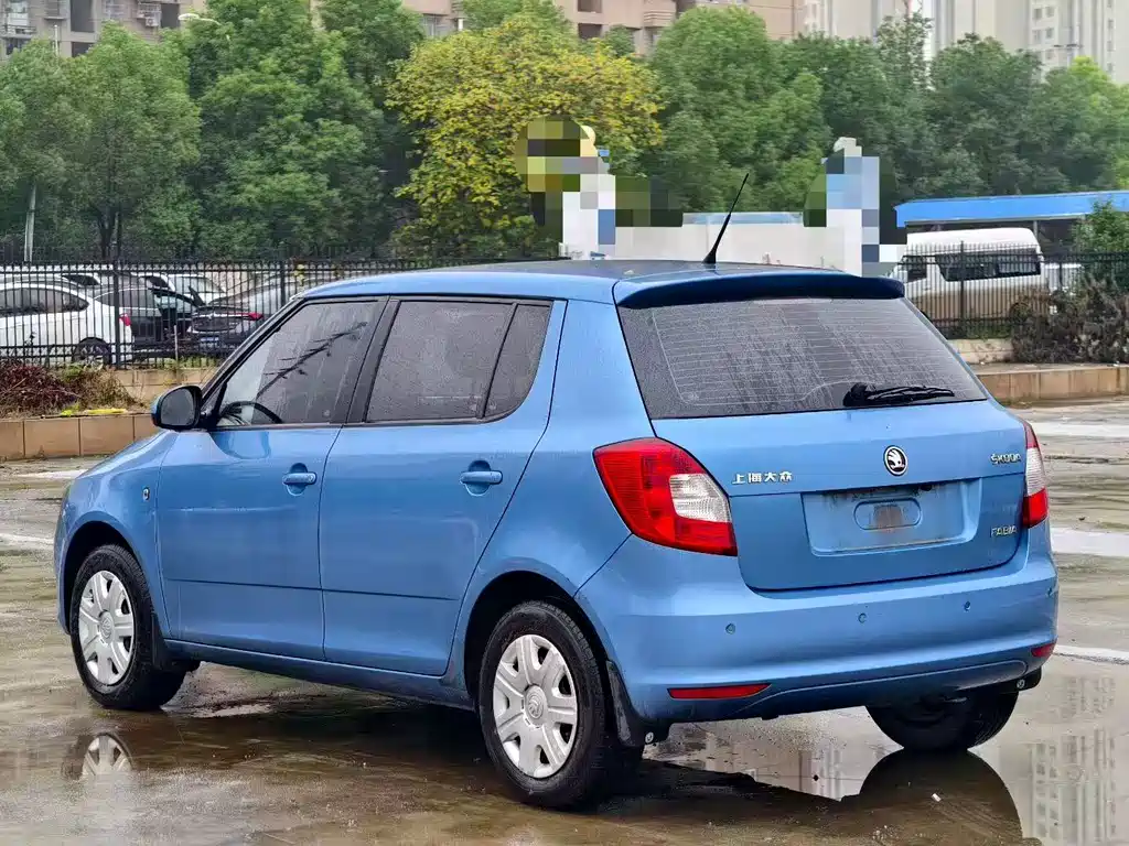 Skoda Fabia — миниатюра 9