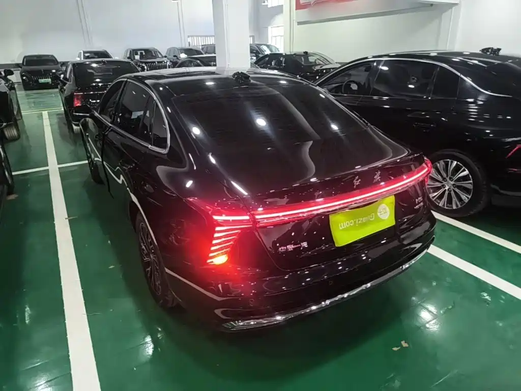 Hongqi Hongqi H5 — миниатюра 5