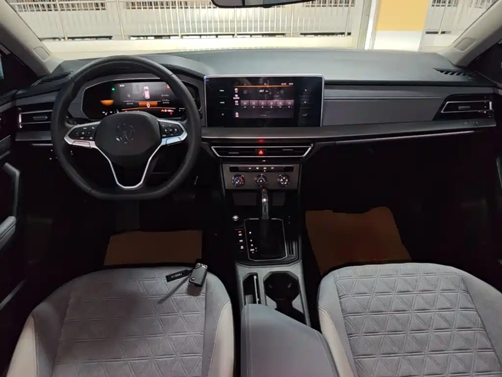 Volkswagen Lavida — миниатюра 10