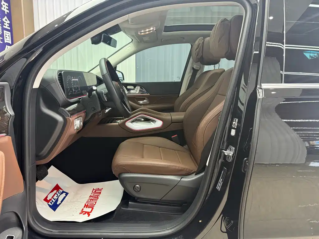 Mercedes-Benz GLE (Import) — миниатюра 7
