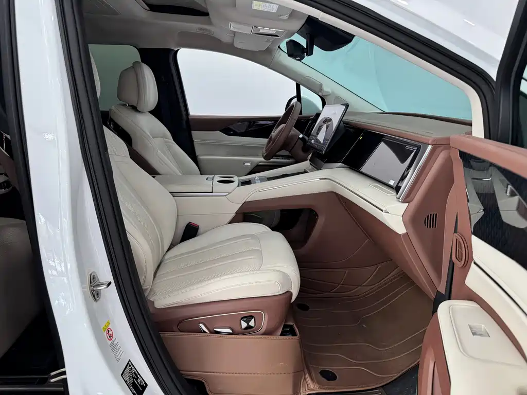BYD Xia — миниатюра 12