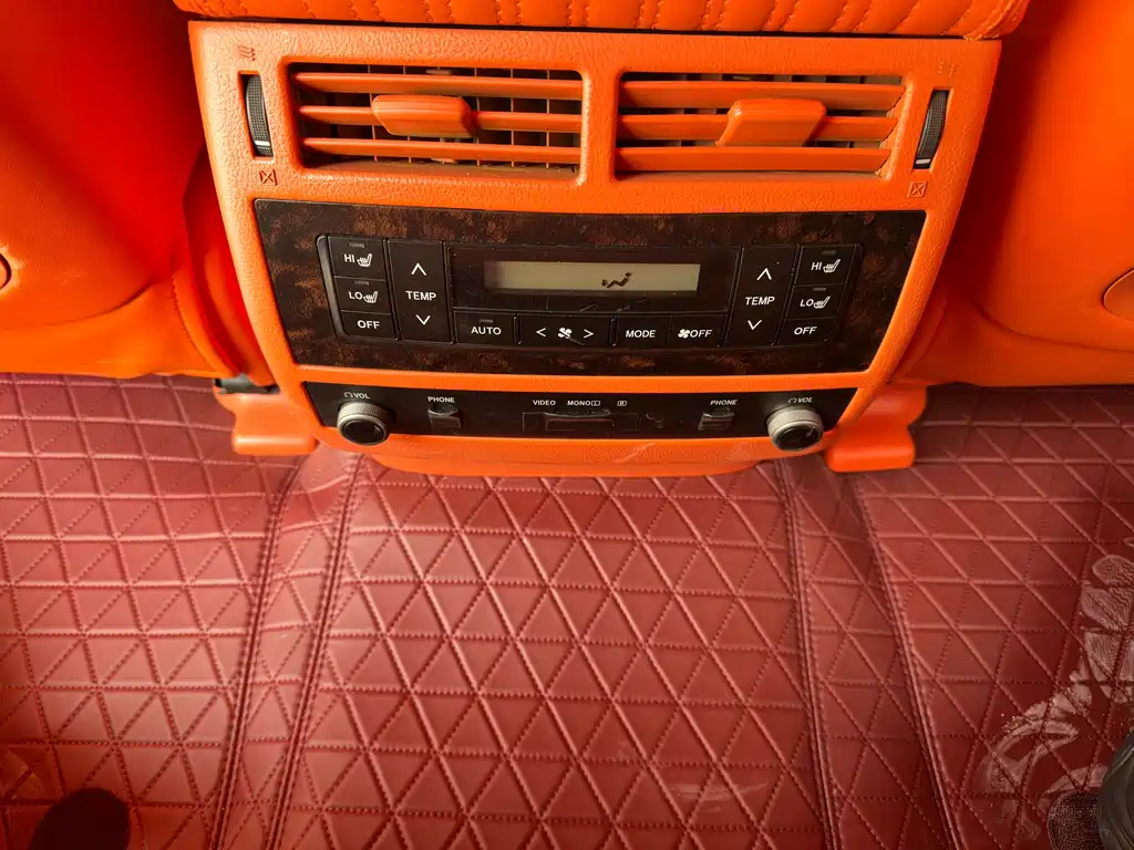 Toyota Land Cruiser — миниатюра 11