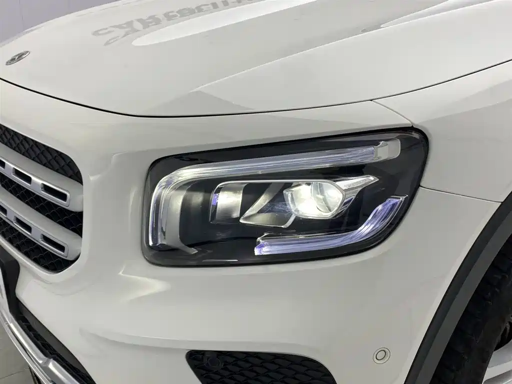Mercedes-Benz GLB 2023 GLB 220