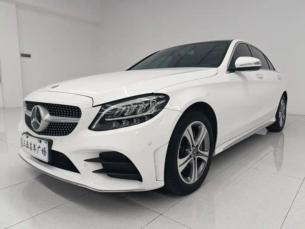 Mercedes-Benz C-Class 2020