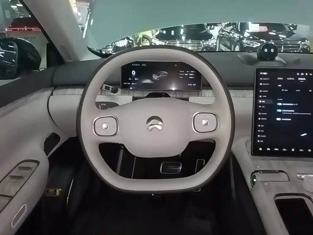 NIO ET7 — миниатюра 11