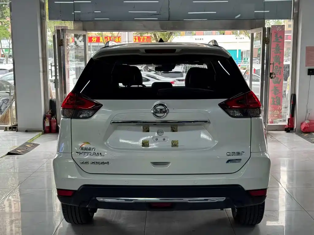 Nissan X-Trail — миниатюра 4