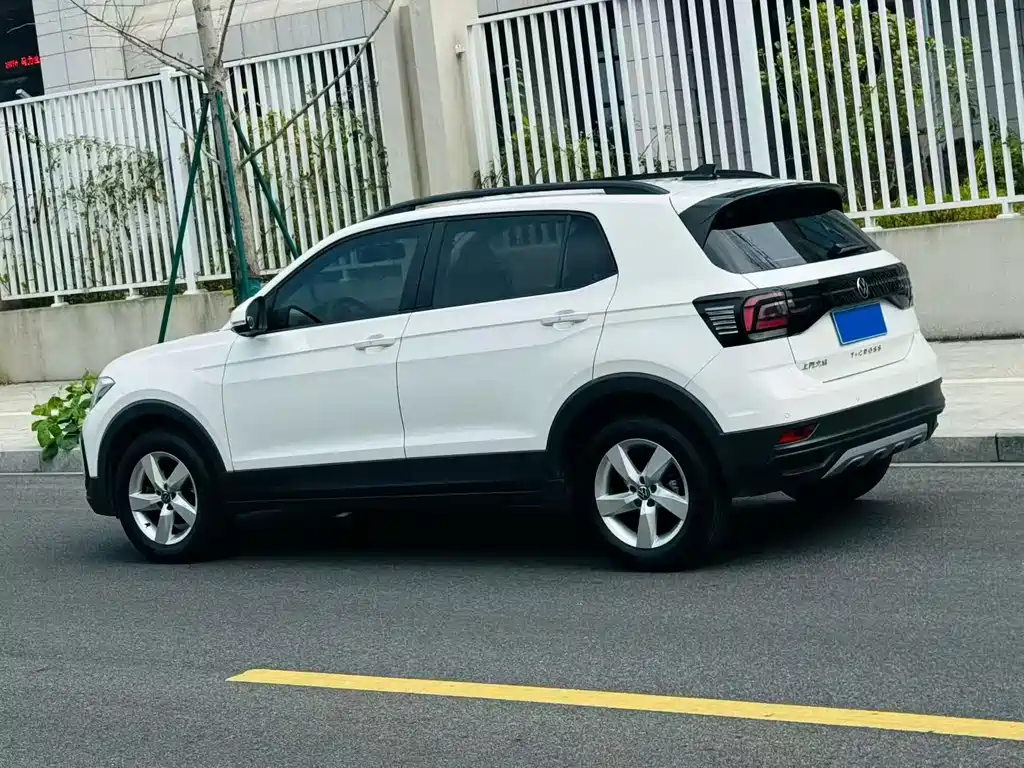 Volkswagen T-Cross — миниатюра 3
