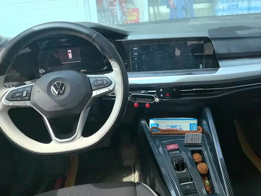 Volkswagen Golf — миниатюра 12