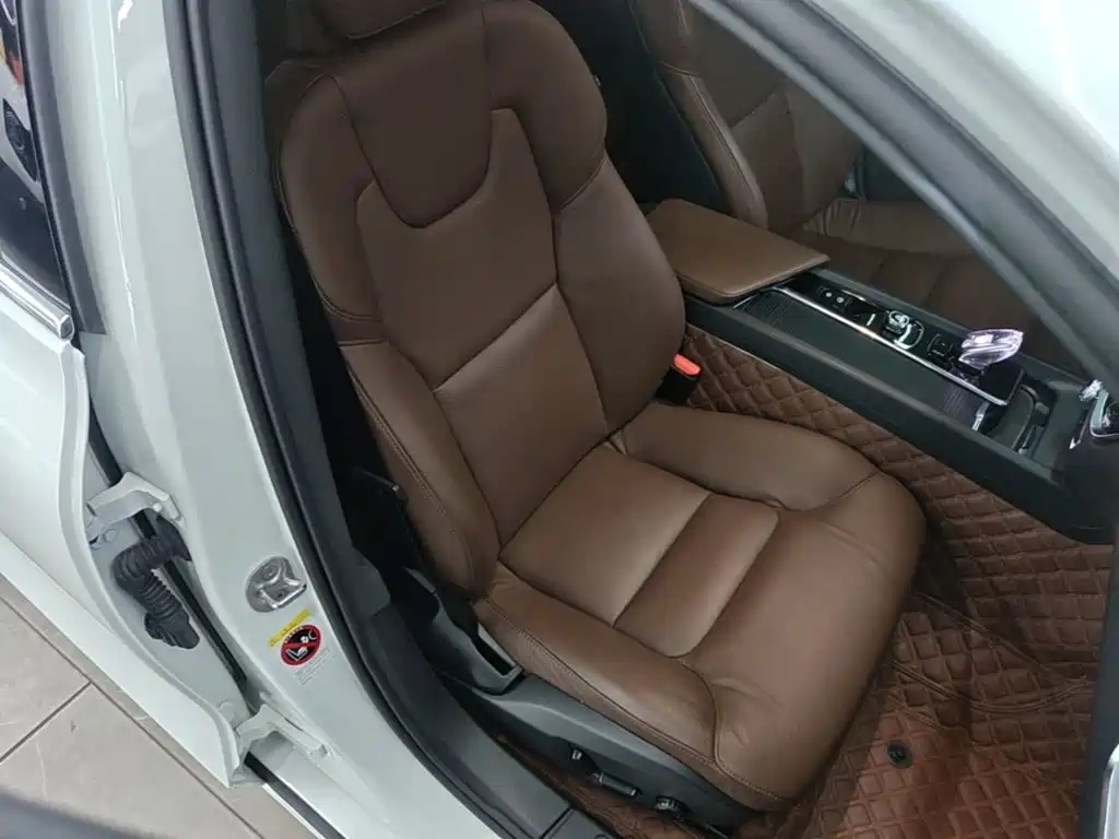 Volvo S60 — миниатюра 25
