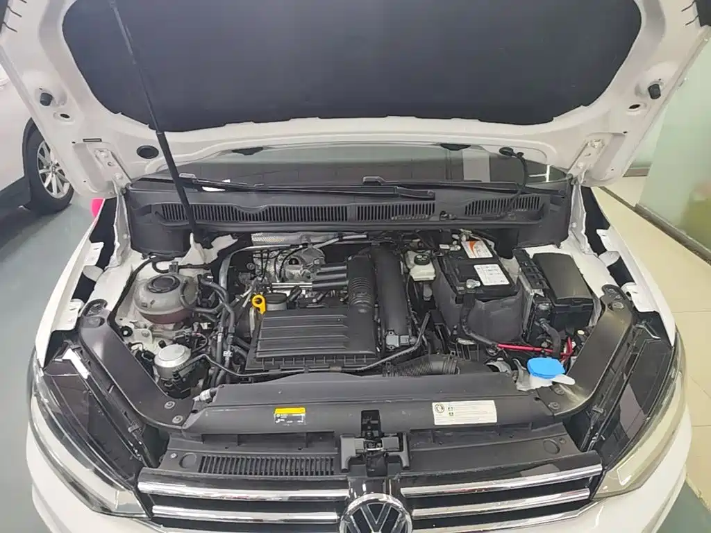 Volkswagen Touran — миниатюра 20