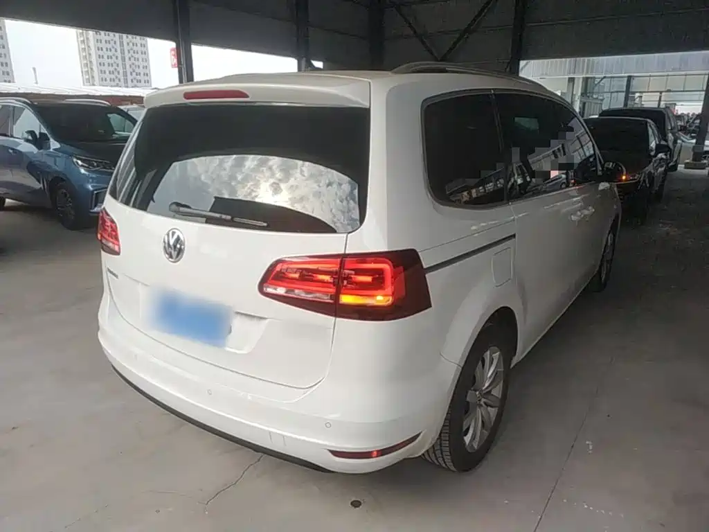 Volkswagen Sharan — миниатюра 7