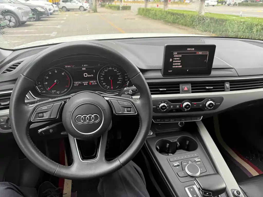 Audi A4L — миниатюра 12