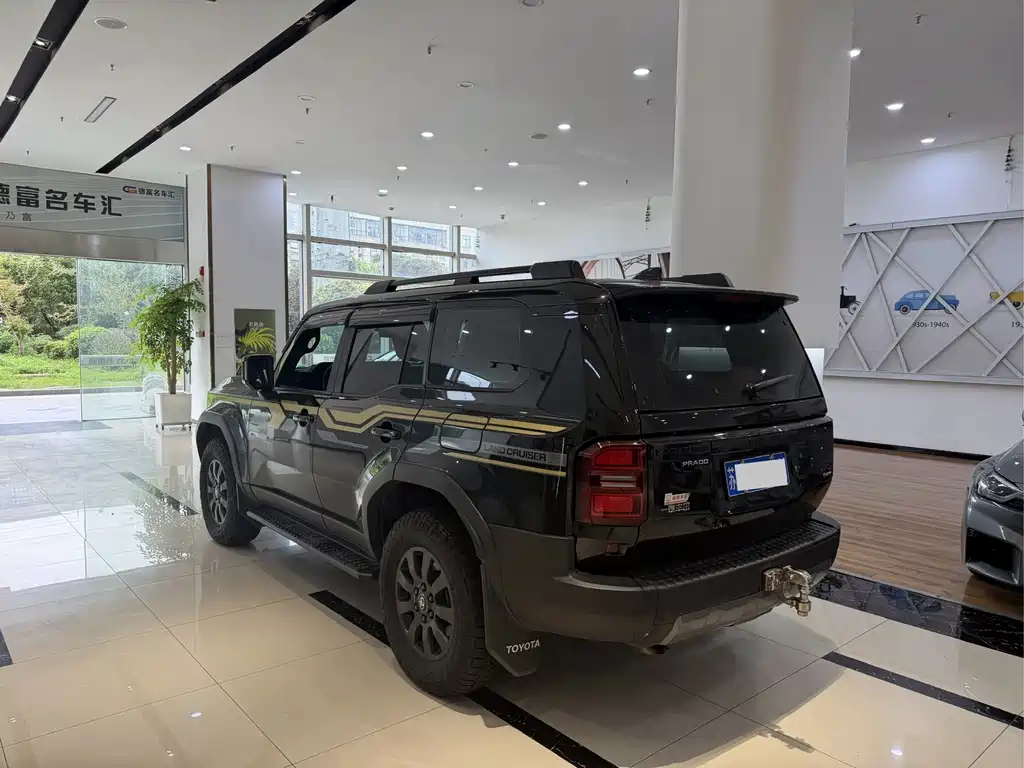 Toyota Prado — миниатюра 7