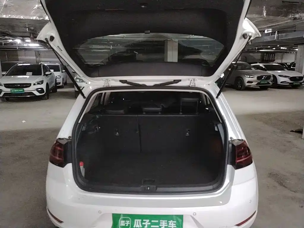 Volkswagen Golf — миниатюра 21