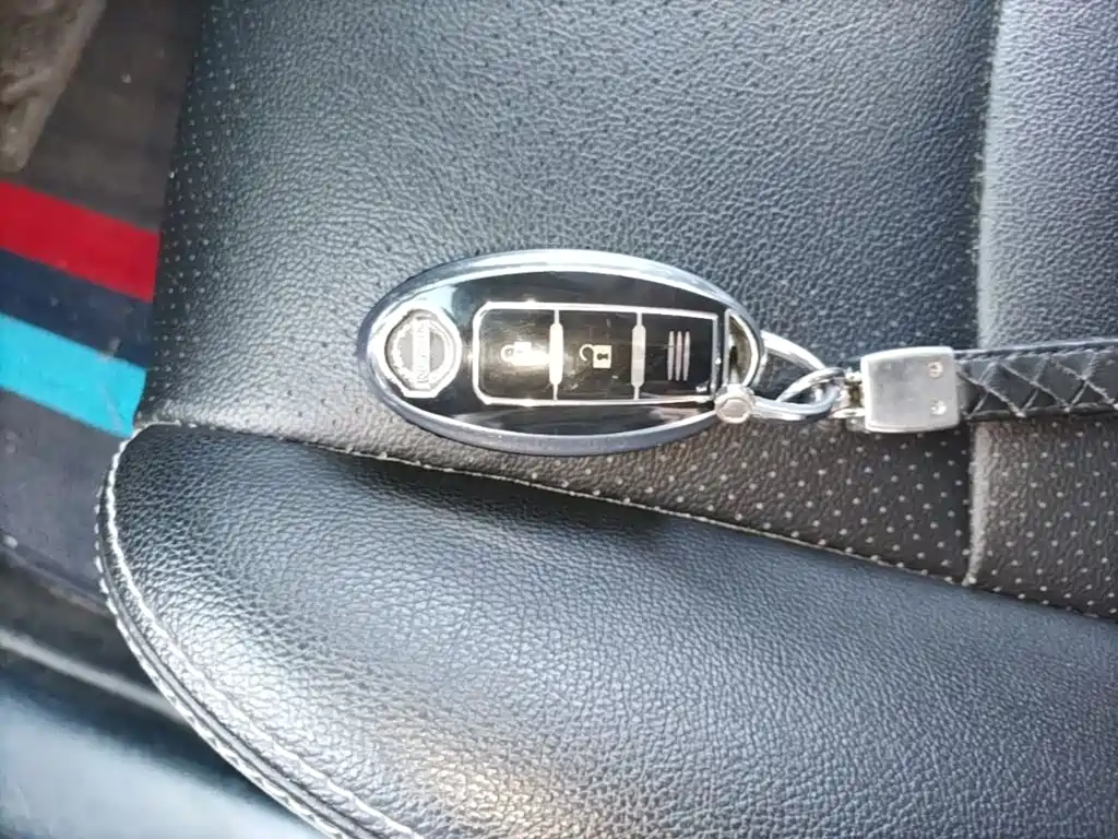 Nissan Tiida — миниатюра 9