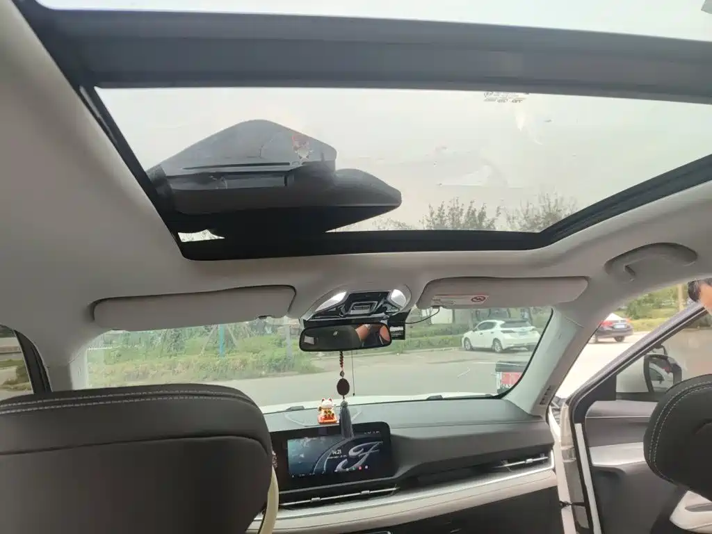 Ford Equator Sport — миниатюра 19