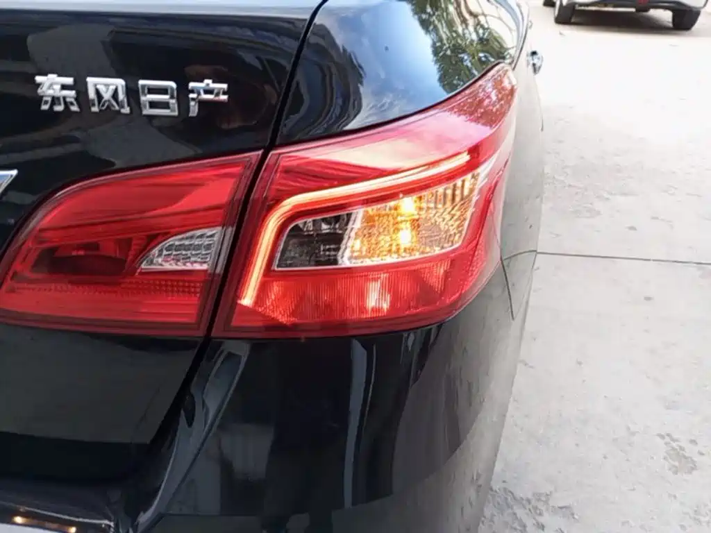 Nissan Sylphy — миниатюра 8