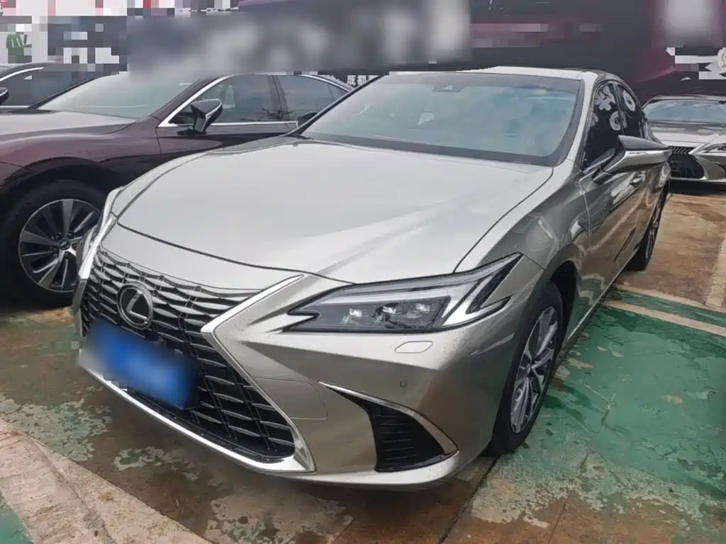 Lexus ES — миниатюра 2