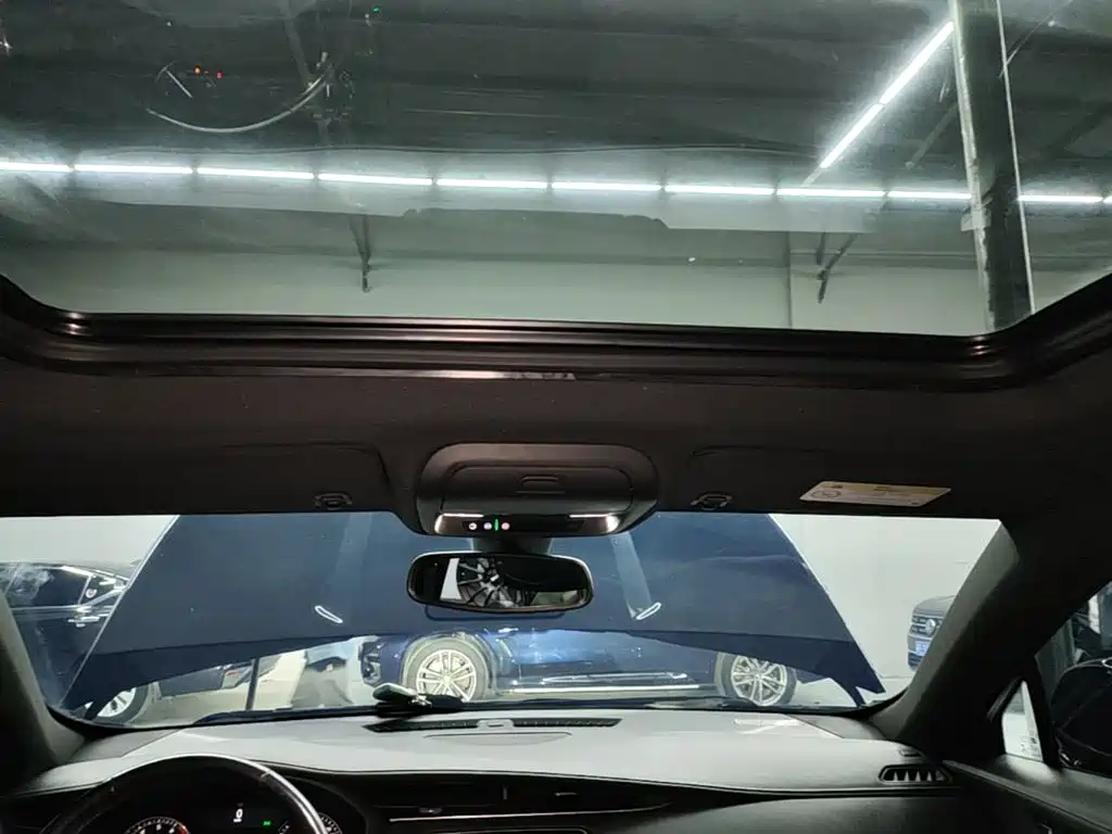 Cadillac XT4 — миниатюра 14
