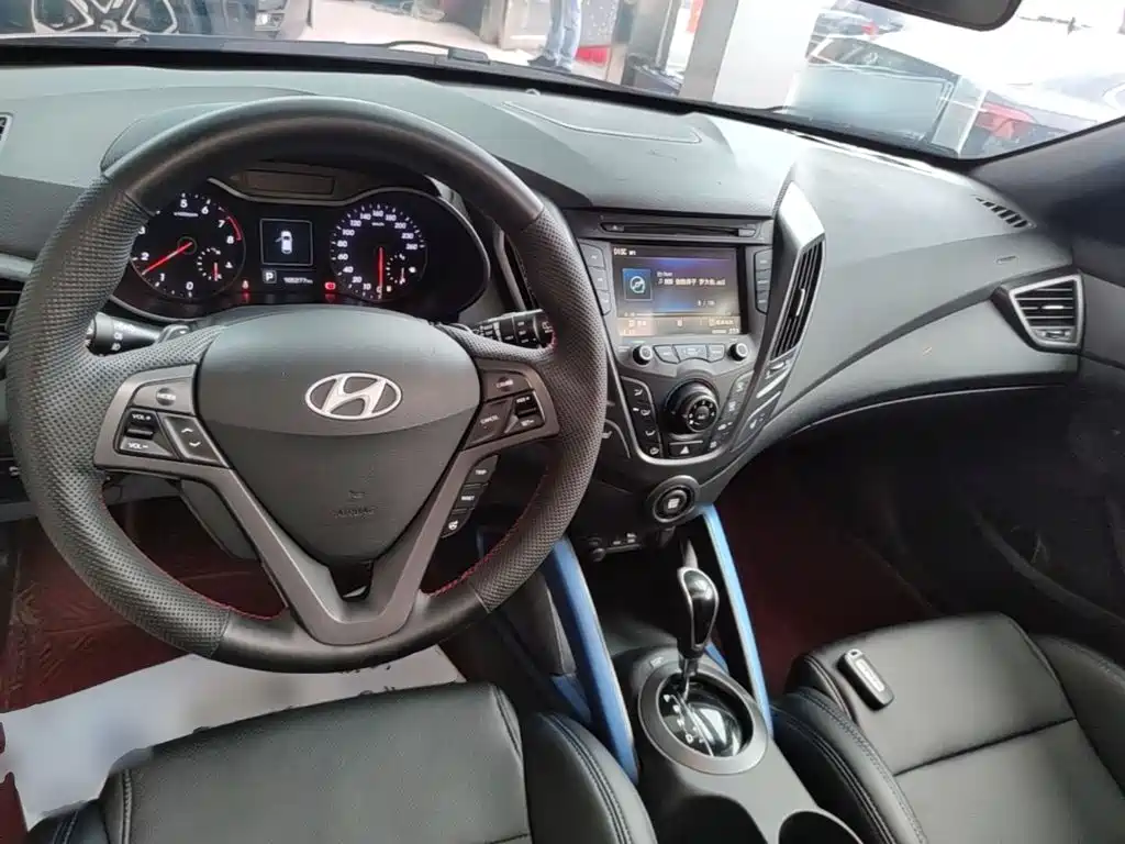 Hyundai Veloster — миниатюра 10