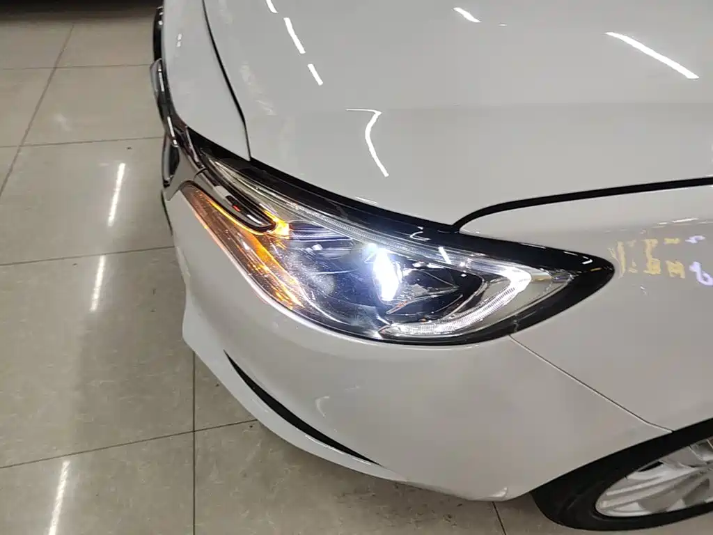 Buick Excelle — миниатюра 24